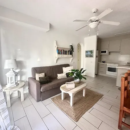 Golden Mille By Deihu Experiences Арона